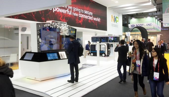 MobileKnowledge demonstrates how to enable secure NFC wearables @MWC'17 in  Barcelona - MobileKnowledge